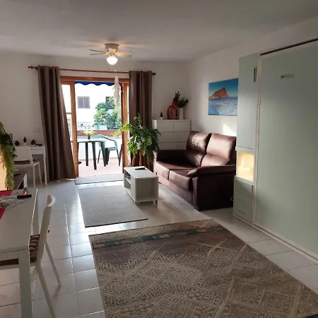 Pool & View Christianos Apartment *