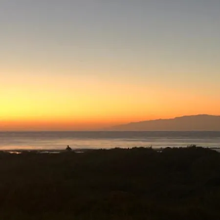 Pool & View Christianos Lägenhet