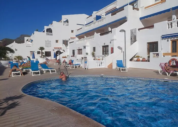 Pool & View Christianos 公寓